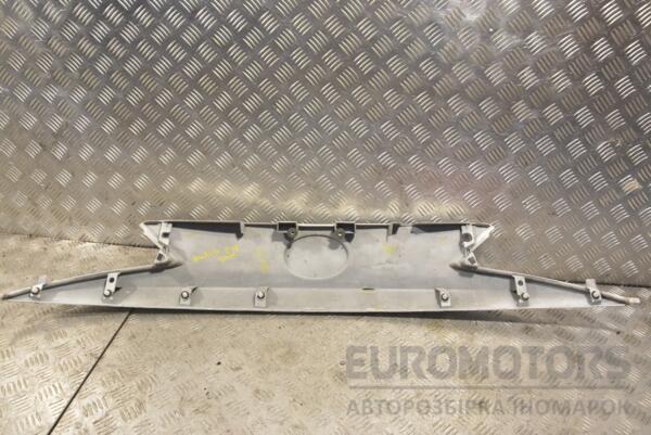 Накладка кришки багажника (дефект) Toyota Auris (E18) 2012 7681102830 224604 - 2