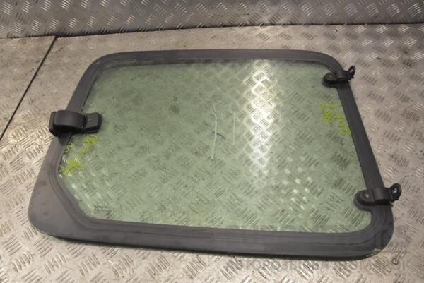 Скло дверей бічний зсувний лівий кватирка Renault Kangoo 2008-2013 224818 - 2