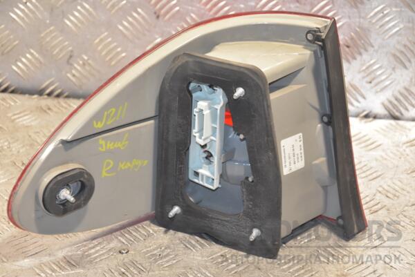 Фонарь правый наружный универсал Mercedes E-class (W211) 2002-2009 A2118202864 225579 - 2