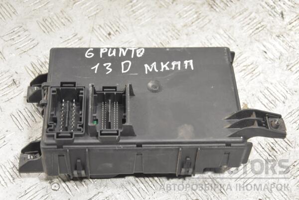 Блок запобіжників Fiat Grande Punto 2005 517986150 225774 - 2