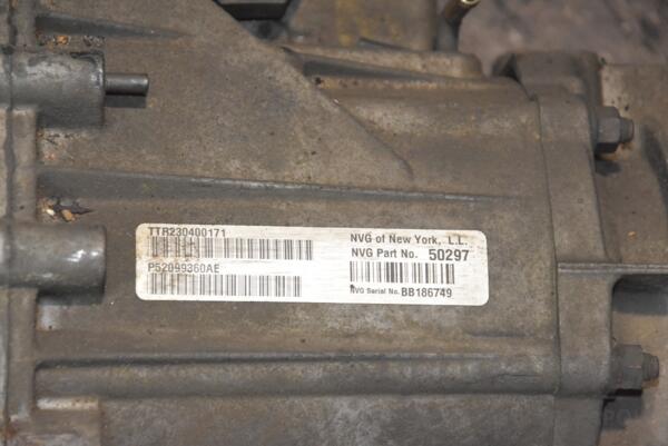 Роздавальна коробка АКПП Jeep Grand Cherokee 2.7crd 1999-2004 P52099360AE 226795 - 2