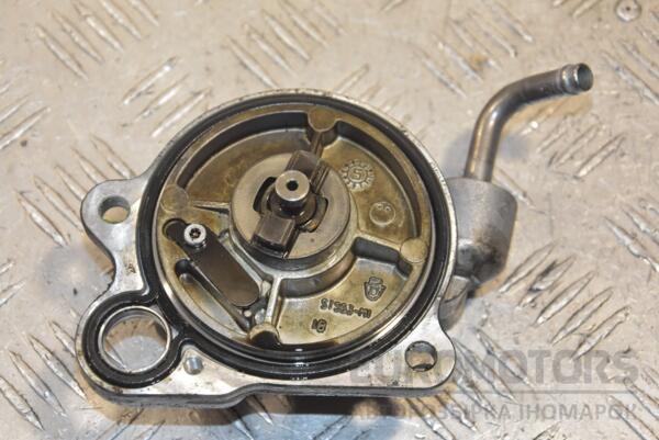 Вакуумный насос Toyota Yaris 1.4 D-4D 2006-2011 226977 - 2
