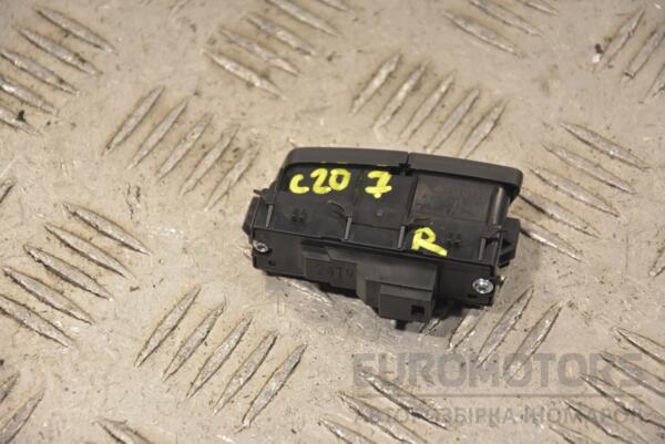 Кнопка центрального замка права Mercedes E-class (C207) 2009-2016 A2048706410 229063 - 2