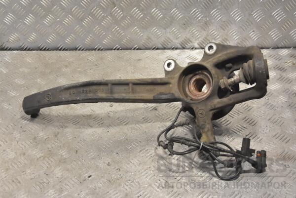 Поворотный кулак правый с ABS в сборе ступица Mercedes M-Class (W164) 2005-2011 060643C2 241845 - 2