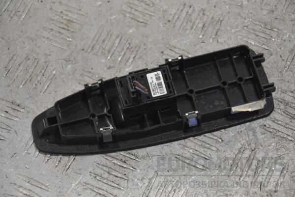 Кнопка склопідіймача передні праві BMW 1 (F20) 2010 9208107 242311 - 2