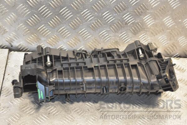 Колектор впускний пластик (дефект) BMW 1 2.0tdi (F20) 2010 7807991 245982 - 2