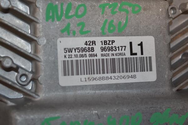 Блок управления двигателем Chevrolet Aveo 1.2 16V (T250/255) 2005-2011 96983177 246155 - 2
