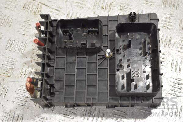 Блок предохранителей Skoda Octavia (A5) 2004-2013 1K0937124K 246204 - 2