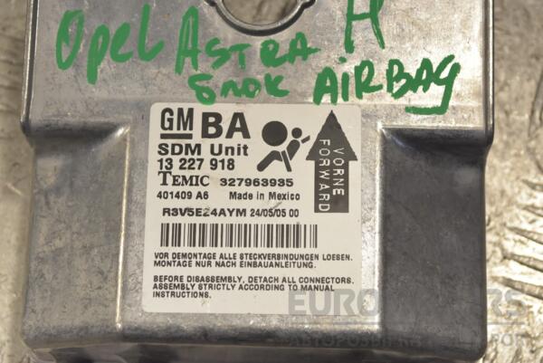 Блок управления Airbag Opel Astra (H) 2004-2010 13227918 247717 - 2