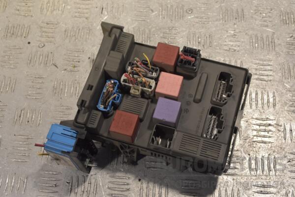 Блок предохранителей Renault Laguna (II) 2001-2007 8200371619 249983 - 2