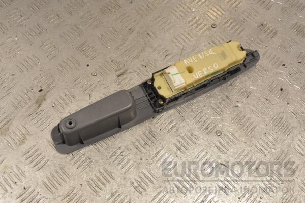 Блок управління склопідйомниками передній лівий Toyota Avensis Verso 2001-2009 8404044030 210893 - 2