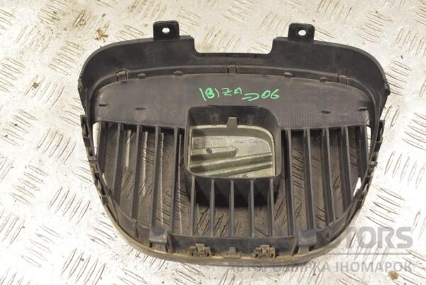 Решітка радіатора -06 Seat Ibiza 2002-2008 6L0853654 211501 - 2