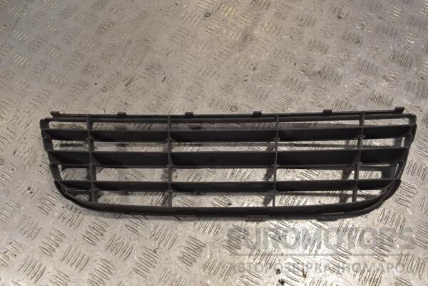 Решетка в бампер центральная 05- VW Polo 2001-2009 6Q0853677B 211537 - 2