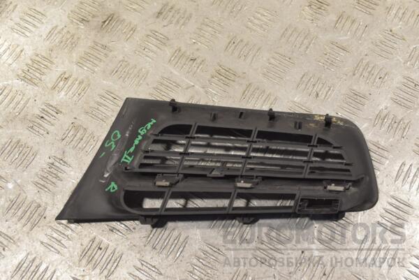 Решетка радиатора правая 05- Renault Megane (II) 2003-2009 8200746097 211676 - 2