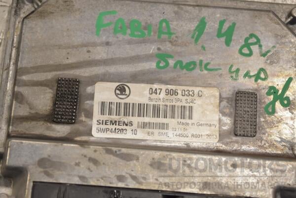 Блок керування двигуном Skoda Fabia 1.4 8V 1999-2007 047906033C 213832 - 2