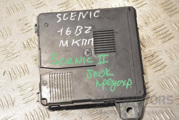 Блок запобіжників Renault Scenic (II) 2003-2009 8200306032C 215825 - 2