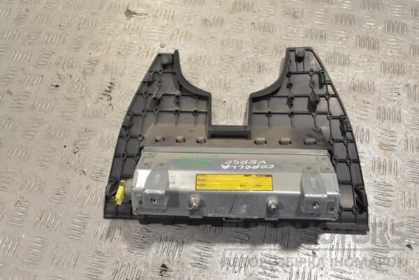 Подушка безопасности колен водителя Airbag Toyota Corolla Verso 2004-2009 216072 - 2