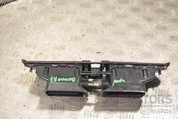 Дефлектор воздушный центральный Skoda Octavia (A7) 2013-2020 5E0820951 217874 - 2