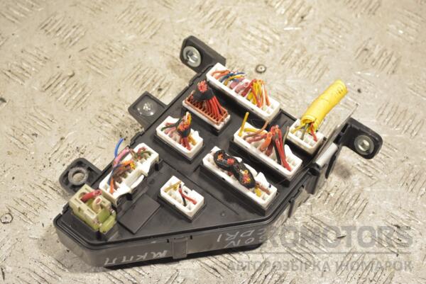Блок предохранителей Hyundai Tucson 2004-2009 911102E001 218413 - 2