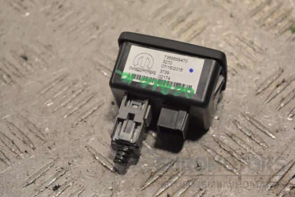 Разьем USB/AUX Fiat Doblo 2010 7356568470 218826 - 2