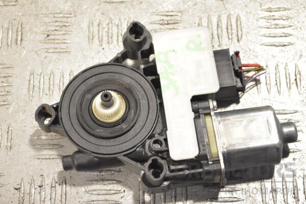 Моторчик стеклоподъемника задний правый Seat Ateca 2016 5Q0959812E 218895 - 2