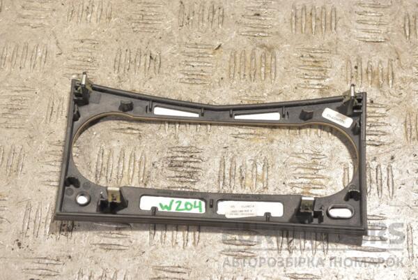 Накладка декоративна в торпедо центральна нижня Mercedes C-class (W204) 2007-2015 A2046800290 219826 - 2