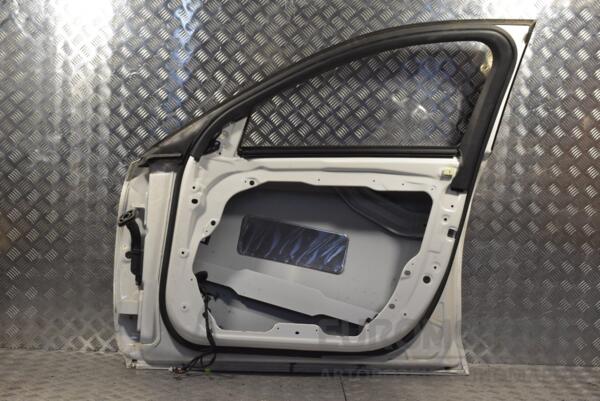 Двері передні праві (дефект) Mercedes C-class (W205) 2014-2021 A2057200205 230898 - 2