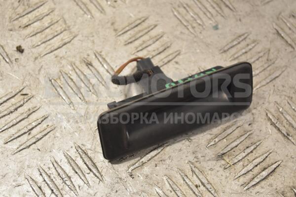 Кнопка відкривання багажника зовнішня Skoda Rapid 2013 5E0827566 231311 euromotors.com.ua