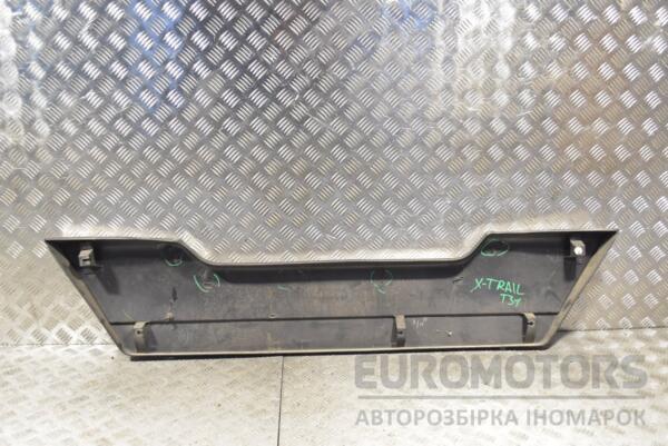 Накладка крышки багажника нижняя (дефект) Nissan X-Trail (T31) 2007-2014 909011DJ0A 231464 - 2