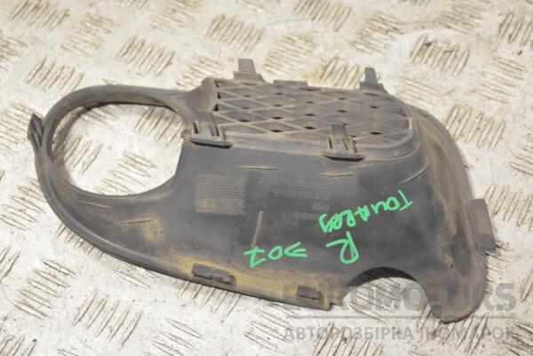 Накладка бампера під птф права -07 VW Touareg 2002-2010 7L6853664F 231701 - 2