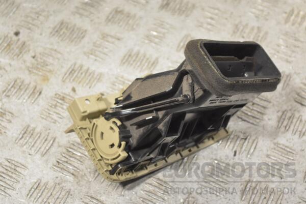 Дефлектор повітряний центральний лівий Nissan X-Trail (T31) 2007-2014 68751JB00B 232145 - 2