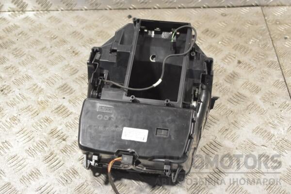 Підсклянник Mercedes C-class (W205) 2014-2021 A2056801204 232251 - 2