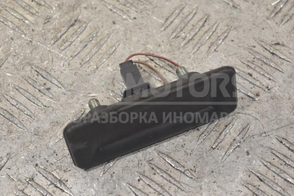 Кнопка відкривання багажника зовнішня Skoda Octavia (A5) 2004-2013 1Z0827574B 251231 euromotors.com.ua