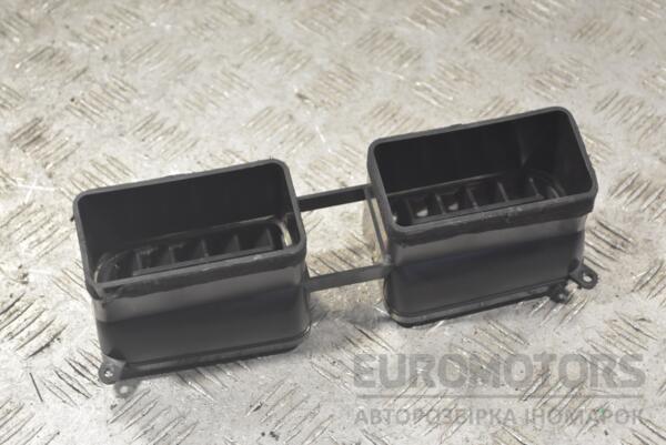 Дефлектор воздушный центральный Subaru Forester 2002-2007 251707 - 2