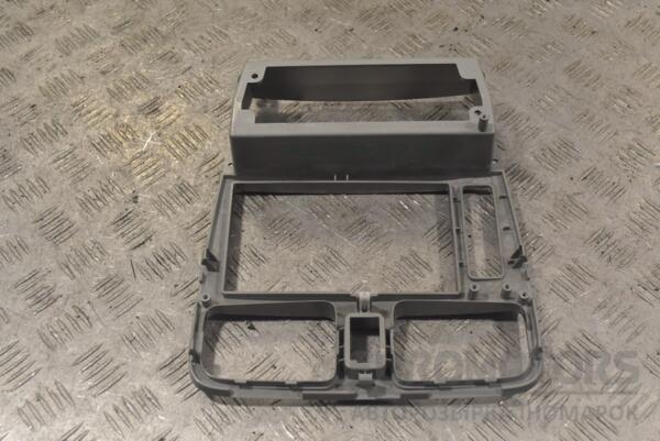 Консоль центральная в торпедо Subaru Forester 2002-2007 251709 - 2
