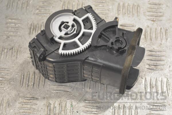 Дефлектор повітряний правий Toyota Corolla Verso 2004-2009 5566064010 251933 - 2