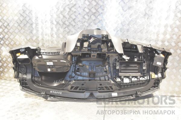 Торпедо під Airbag Renault Megane (III) 2009-2016 681000021R 252032 - 2