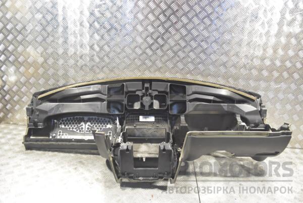 Торпедо під Airbag Mercedes C-class (W204) 2007-2015 A2046803787 252084 - 3