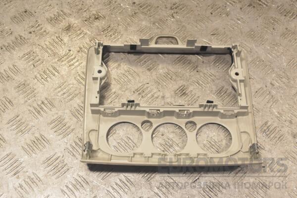 Консоль центральная в торпедо Ford Focus (II) 2004-2011 4M5118522LDW 252113 - 2