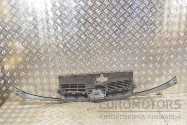 Решетка радиатора Peugeot 206 1998-2012 9628934280 252158 - 2
