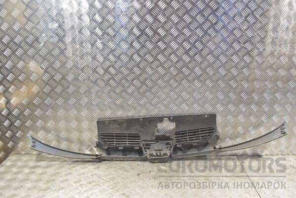 Решітка радіатора Peugeot 206 1998-2012 9628934280 252160 - 2