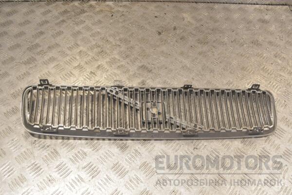 Решітка радіатора -08 (дефект) Volvo V50 2004-2012 08678680 252409 - 2