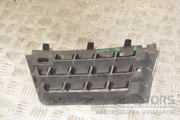 Решітка радіатора права -06 Renault Scenic (II) 2003-2009 8200140330 252447 - 2