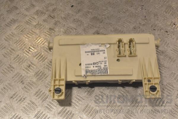 Блок предохранителей Ford Focus (II) 2004-2011 7M5T14A073BB 252970 - 2