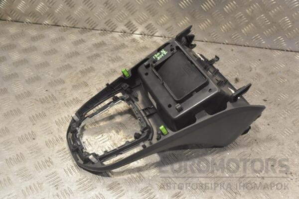 Консоль центральная кулисы Hyundai i30 2017 84651G4AA0 253326 - 2