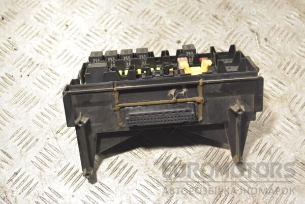 Блок запобіжників Jeep Grand Cherokee 2005-2010 04692073AB 253917 - 2