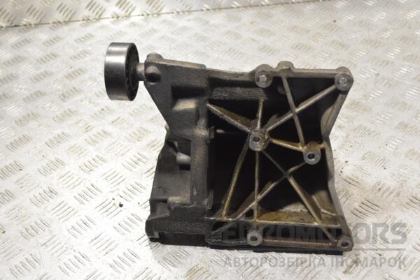 Кронштейн турбины Mercedes C-class 2.0 16V (W202) 1993-2000 R1110960345 255432 - 2