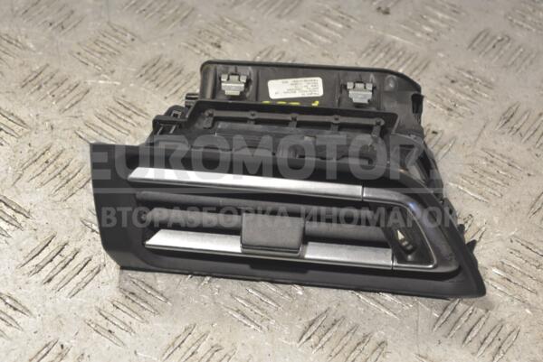 Дефлектор повітряний лівий Peugeot 308 (T9) 2013-2021 1303818XZD 259252 - 1