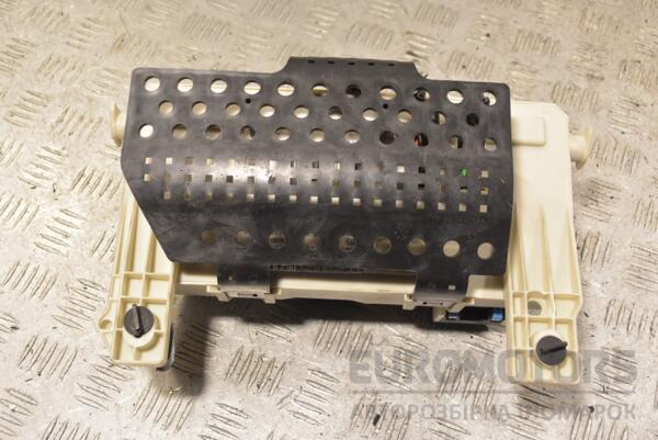 Блок предохранителей Ford Focus (II) 2004-2011 7M5T14A073BD 260339 - 2