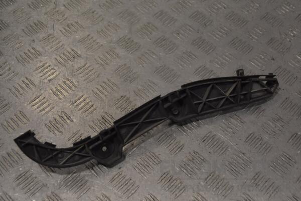 Кронштейн заднего бампера правый (дефект) Toyota Corolla Verso 2004-2009 525750F010 260519 - 2